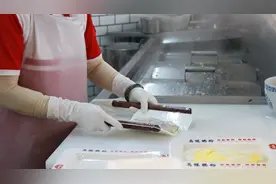 创二代来啦｜父亲是广式肠粉制作非遗传承人，儿子坚持将传统工艺标准化，父亲从不认同到打出高分图片