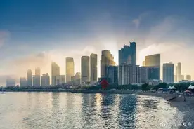 初夏，一起来浮山湾听海赏景吧图片