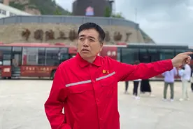 初心之路｜延长七里村采油厂寇明灵：百年老厂里传承红色血脉图片