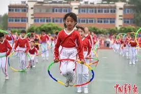 呼啦圈转动20年 学生肥胖率、近视率远低于全国平均图片
