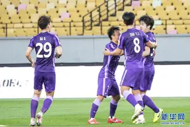 中超：天津津门虎2-1胜武汉图片