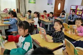 展课堂风采，促教师成长！济南市无影山小学开展青年教师研究课活动图片