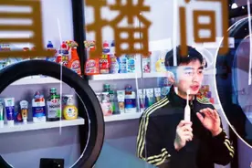 报告称大多数主播月收入3000-5000元图片