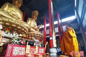 班禅到九华山地藏菩萨道场朝圣图片