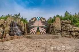 临沂沂水超美萤火虫水洞，仿佛来到了神秘的梦幻世界图片