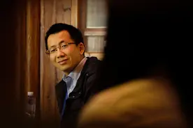张一鸣退居幕后，梁汝波走向台前：从务实的浪漫主义到务实主义？图片