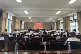 四川农信（广安）在小平故居开展党史学习教育主题党日活动图片