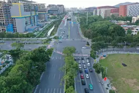 广州白云大道及云城东路部分路段将围蔽施工！过往车辆可绕行图片