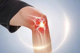 膝关节疼痛难以治愈？专家：可能是腰椎疾病在“作祟”图片