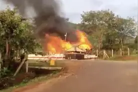 缅甸军警在掸邦克耶邦交界地带与当地武装组织发生冲突，20名警察被击毙图片