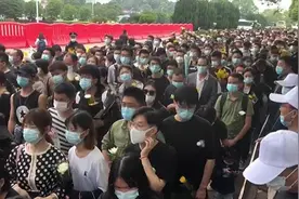 图集｜万人送别袁隆平：吾辈自强，先生千古！一路走好图片