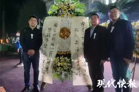 南师附中师生共同悼念校友袁隆平院士图片