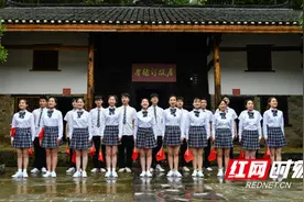 邵阳学院：贺绿汀故里传唱《游击队歌》庆祝中国共产党成立100周年图片