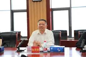 被马明哲两次看中的男人：平安“儒将”鲁贵卿图片