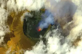 刚果（金）尼拉贡戈火山持续喷发 死亡人数增至32人图片