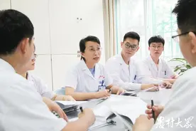头晕目眩可能是痔疮所致图片