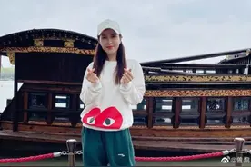 《阳光姐妹淘》举行发布会 胡静曝光曾黎“糗事”图片