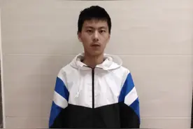 临沂一中四名同学提前迈入大学校门，获得保送资格图片