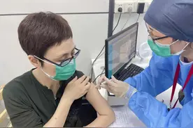 史依弘、王珮瑜、曹燕华等都在这里接种新冠疫苗图片