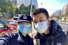 民警领证路上，遇到了苦追多日的嫌犯…网友：新婚礼物？图片