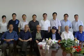 陈新：淡淡的爱，漫漫的哀——悼念何兆武先生图片