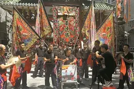 探访非物质文化遗产传承的背后：95后传承精彩舞动百年醒狮图片