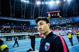 李玮锋 中国足球经不起折腾了图片