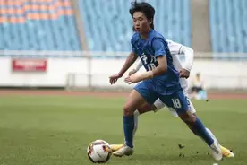 2:0击败新疆，重庆队晋级第十四届全运会男足U18决赛阶段图片