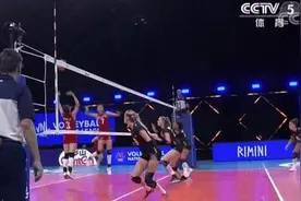 挽救4个赛点！中国女排3-2逆转德国，郎平持续锻炼替补图片