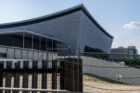 日本东京奥运比赛场馆建设持续中图片