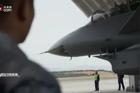 海陆空三军独家实录，《新兵请入列》走进00后新兵第一战场图片