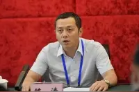 陈涛连任重庆市杂技艺术家协会主席，将致力于重庆杂技再出精品视频封面