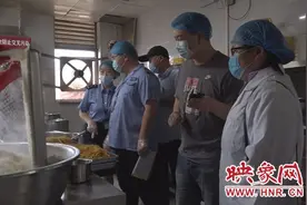 汝州市市场监管局对考点学校食堂开展专项检查图片