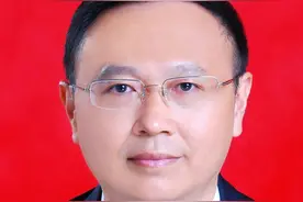 黄俊霖当选巴中市巴州区人民政府区长图片