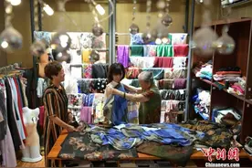 石家庄“旗袍奶奶”玩转“跨界”中国传统服饰“破圈”成长图片