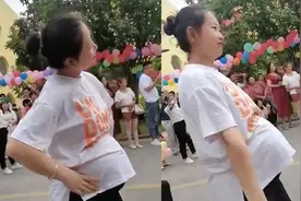“最美孕妇幼师”挺大肚子教孩子跳舞 网友：最好的胎教视频封面