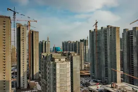 土地出让金划转税务部门征收 专家：收入仍归地方，将促政府摆脱土地财政依赖，对房企财务压力有影响图片