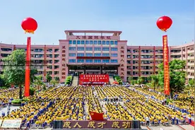 贵港市又有一所学校晋升“自治区示范性普通高中”图片