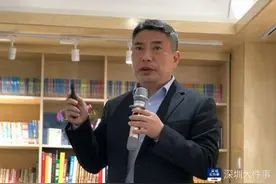 广东省阅读推广人写高考作文，提出青年不能“躺平”要奔涌图片