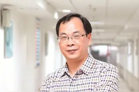 常规话题如何写出深度？名师评析福建新高考作文图片