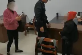 “我再也不干了”！熊孩子“偷钱”买卡片 被妈妈带去派出所“自首”图片