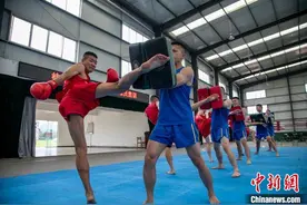 武警广西总队桂林支队组织搏击教练员集训图片