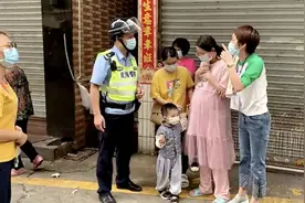 隔离小区内孕妇羊水突然破了 幸好遇上他们……图片