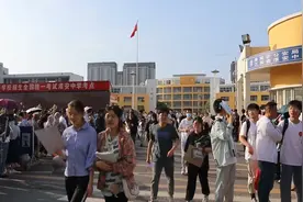 江苏高考首次使用全国卷，考生：英语难度降低，考高分也不易视频封面
