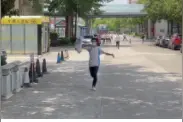 第一个跑出高考考场！顺德学子霸气回应：“我对自己很有信心！”图片