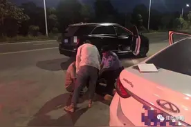 男子吵架吵到全身僵硬倒地抽搐！医生：这是气到中毒了图片