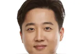 韩国政坛新星崛起：36岁李俊锡今天角逐最大在野党党首图片