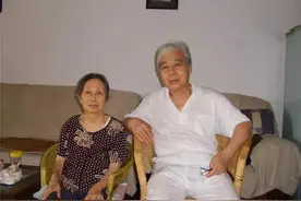 江阴“抠门”老教师走了，捐出百万积蓄图片