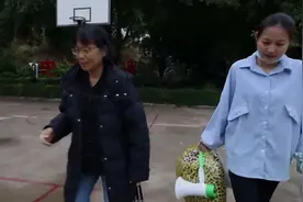 叮咚快评｜“我要躲起来了”，张桂梅拒送高考生也是一种爱图片