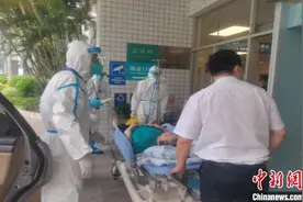 广州荔湾抗疫战场“三人小组”的“生死时速”图片